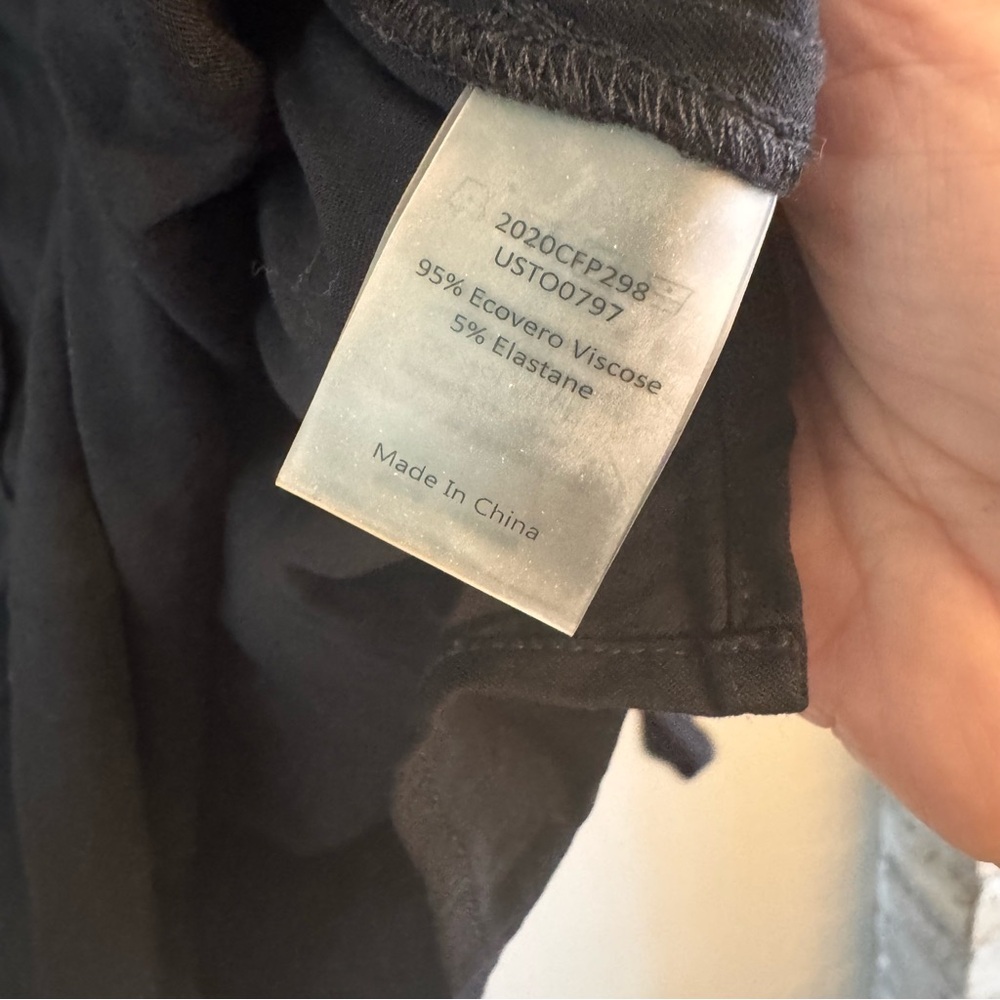 UNIVERSAL STANDARD Button-Up Shirt - Picture 6 of 6